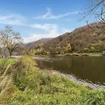 아파트 Ferienwohnung In Ediger Mosel *
