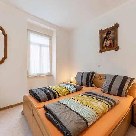 Moselanmut In Ediger-eller * Санкт-Альдегунд